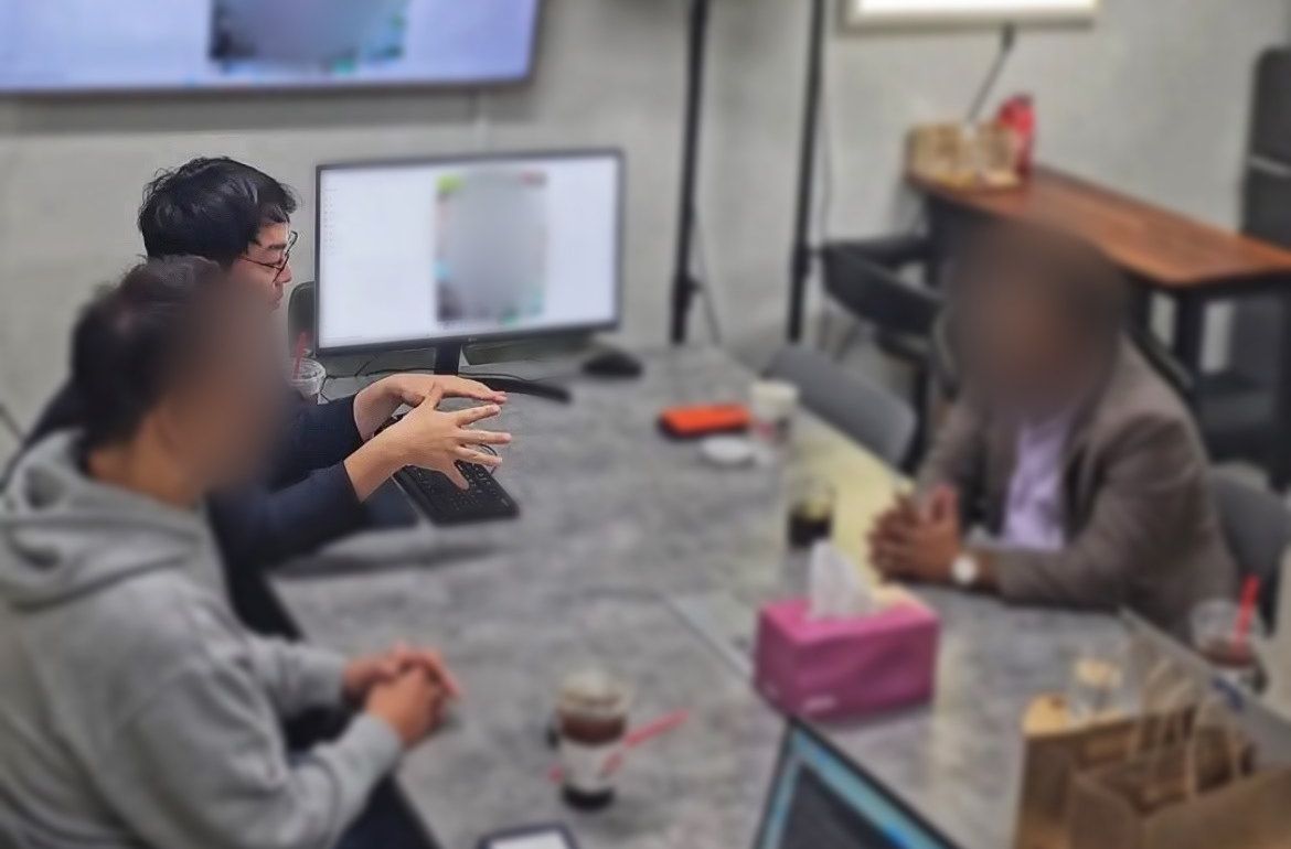 Brian JY Yoo in a partner meeting in Seoul